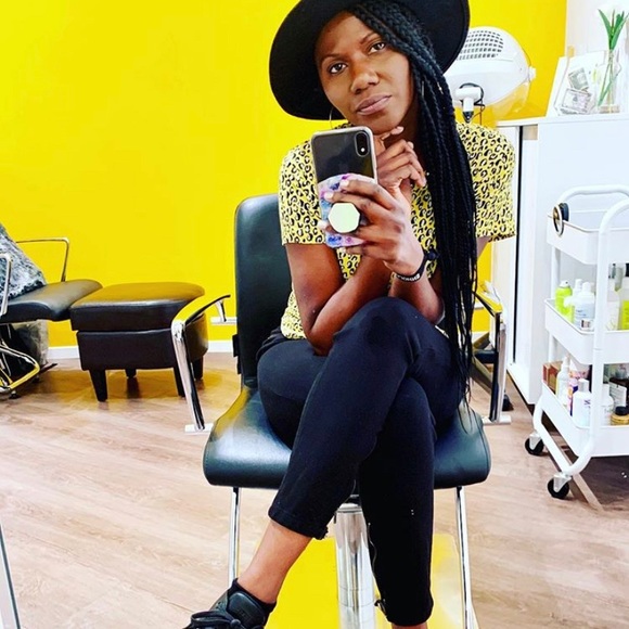 ✨✨Meet Your Seller✨✨ - Picture 3 of 8